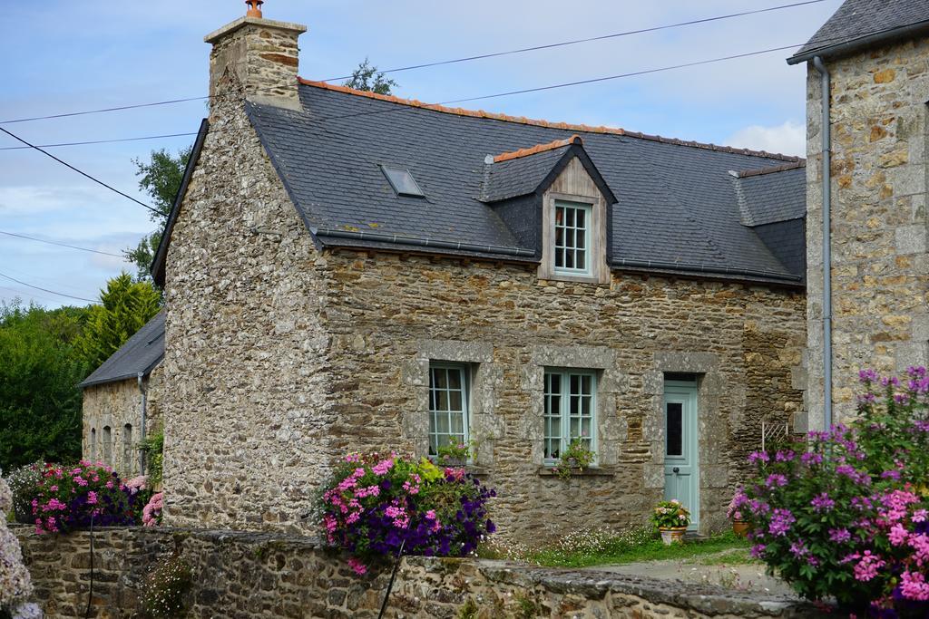 Le Triskelium Villa Landebaeron Bagian luar foto